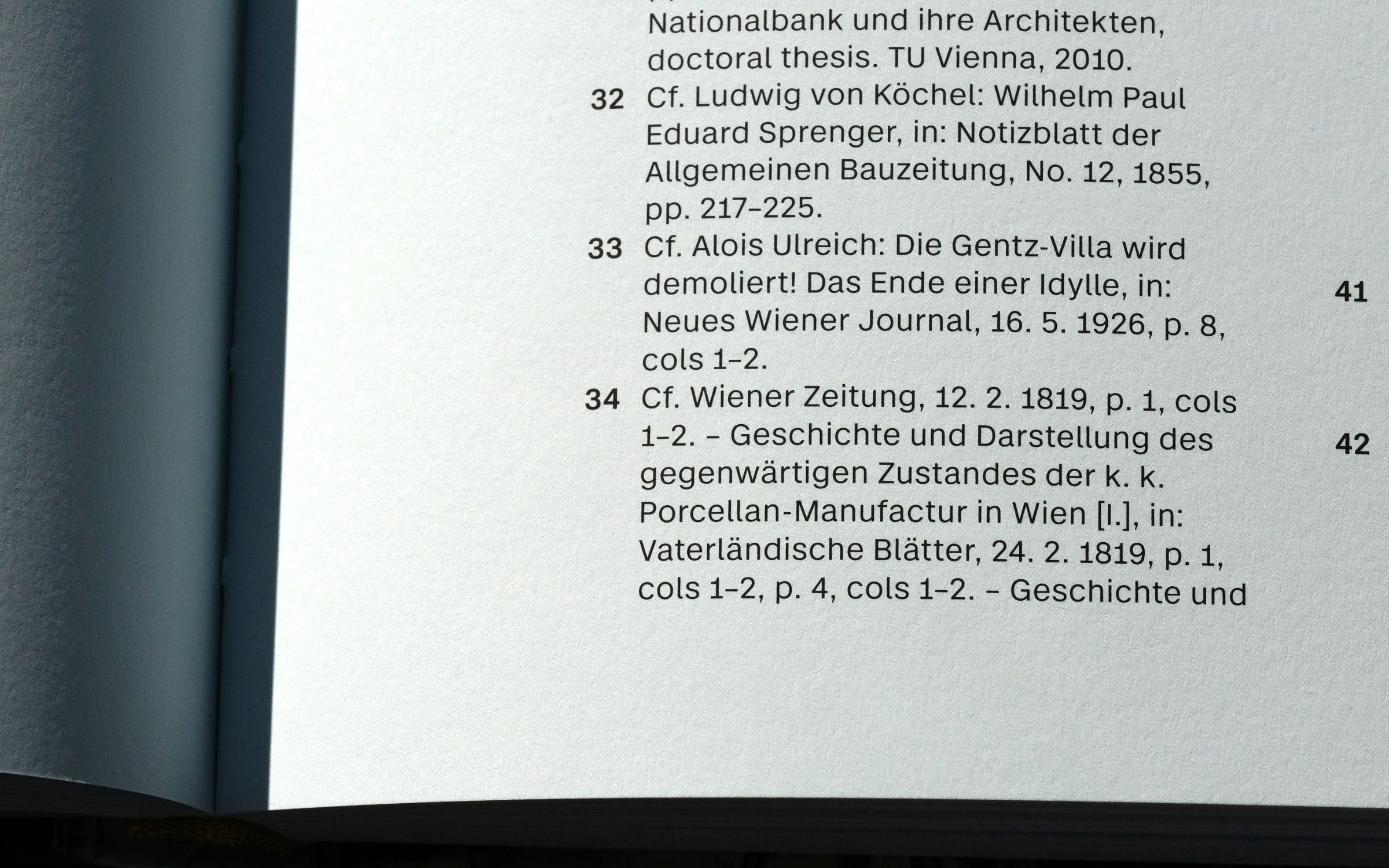 Die Schriften Case Text und Nikolai im Einsatz für „200 Jahre Frauenbad – Baukultur und Kunstbetrieb in der Kurstadt Baden bei Wien”