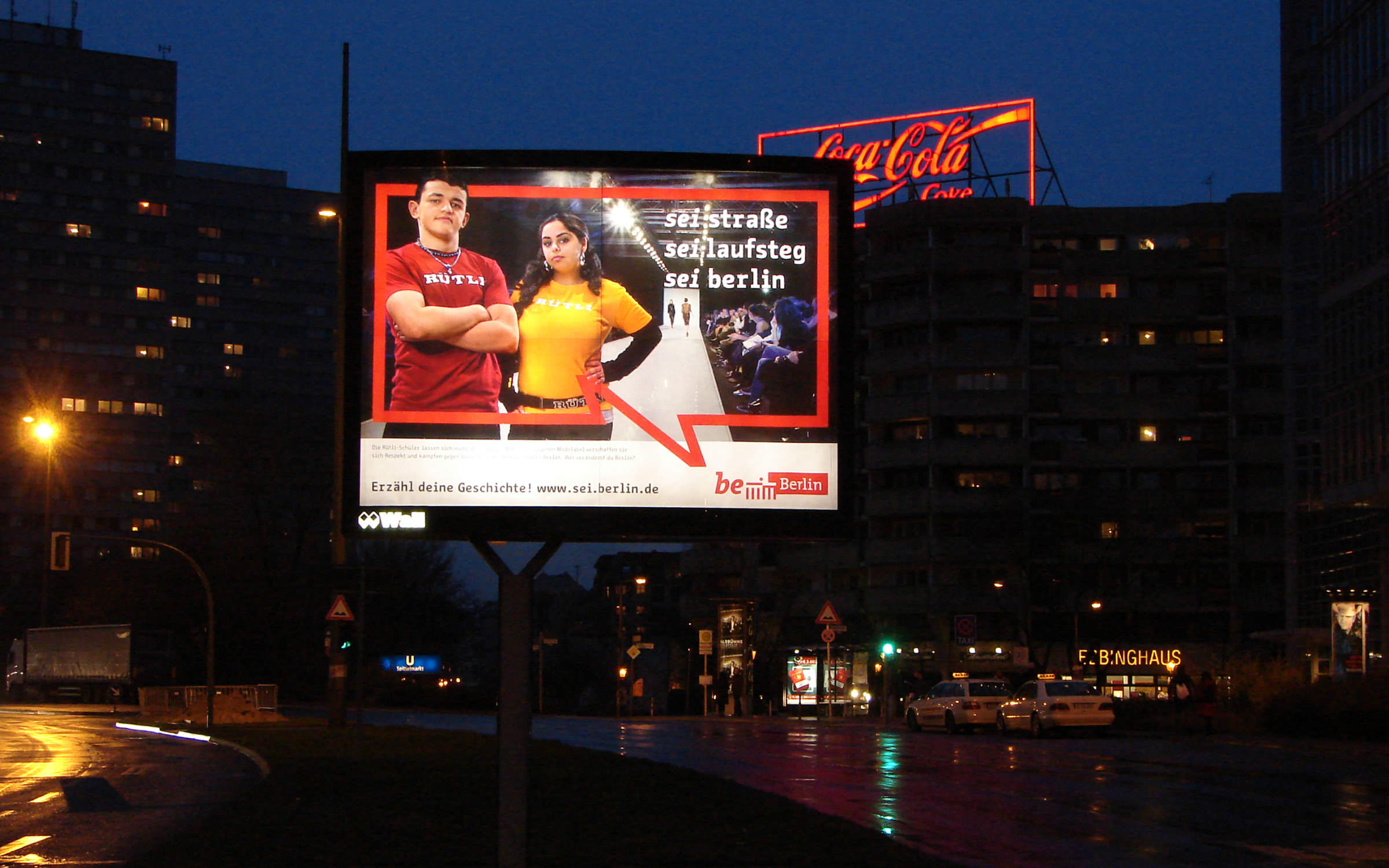 Change Letter typeface (yet unreleased) in use as Berlin’s corporate typeface – Billboard campaign Leipziger Straße