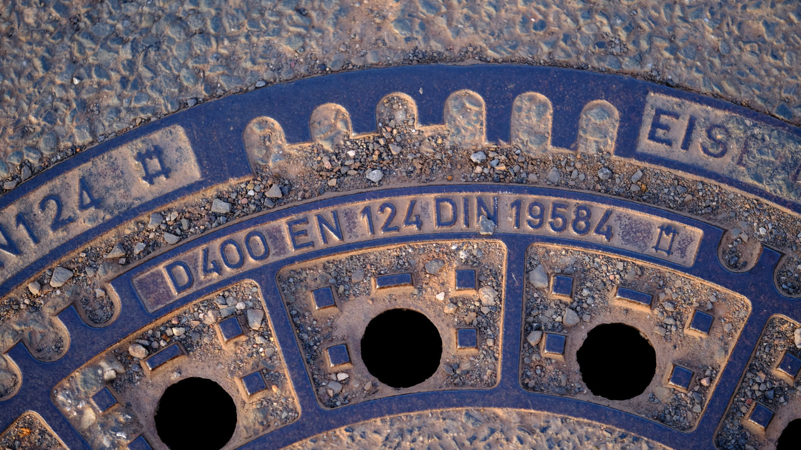 Manhole cover