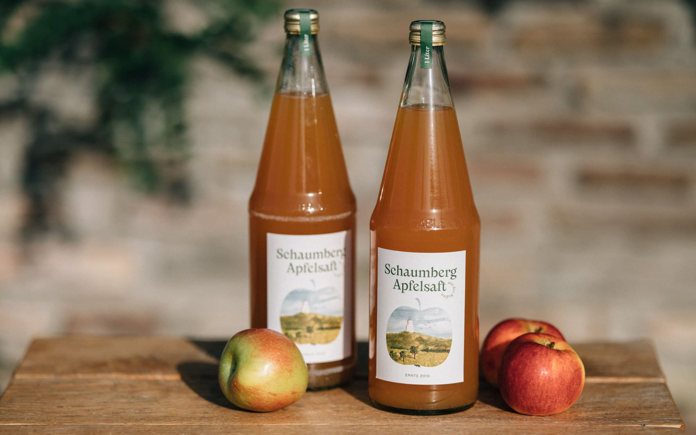 Nikolai typeface in use for Schaumberg Apple Juice